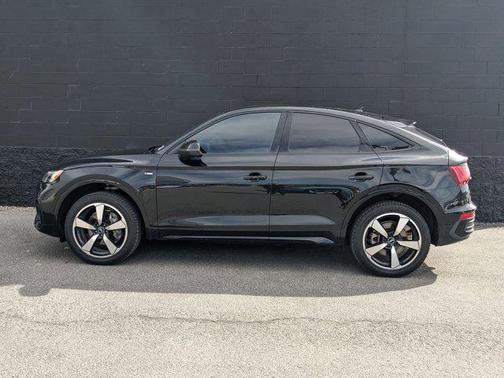 2022 Audi Q5 45 S line Premium Plus