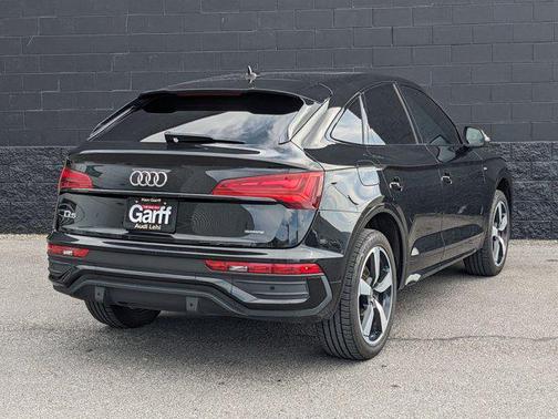 2022 Audi Q5 45 S line Premium Plus