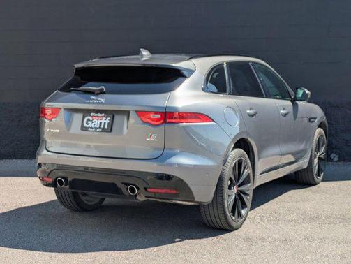 2018 Jaguar F-PACE S