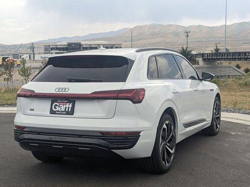 2024 Audi Q8 e-tron Premium Plus