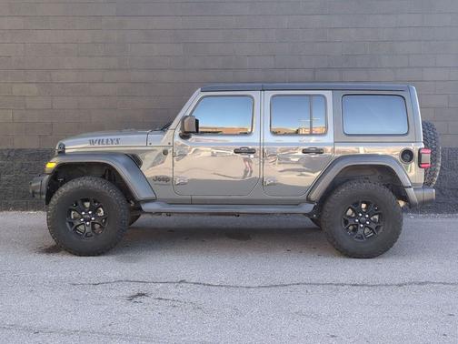 Sting-Gray Clearcoat 2020 Jeep Wrangler Unlimited Willys 4x4