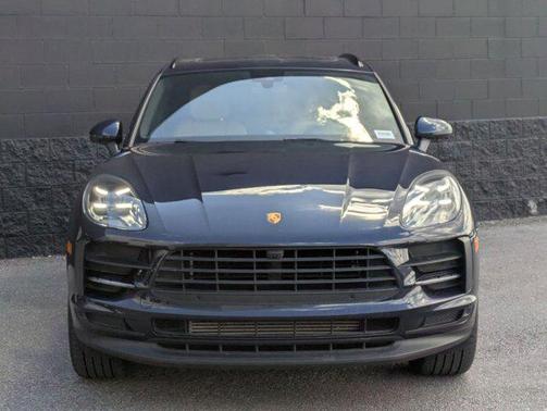 2021 Porsche Macan Base