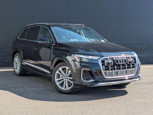 2025 Audi Q7 55 Prestige