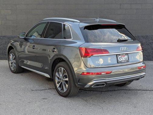 2023 Audi Q5 45 S line Premium