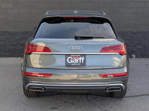 2023 Audi Q5 45 S line Premium