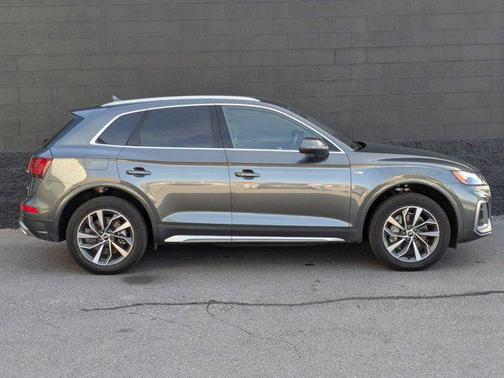 2023 Audi Q5 45 S line Premium
