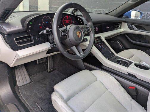 2022 Porsche Taycan Turbo S