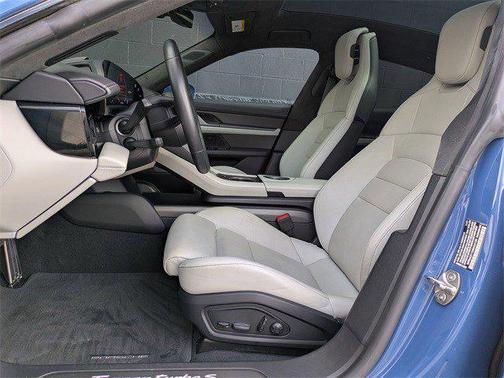 2022 Porsche Taycan Turbo S