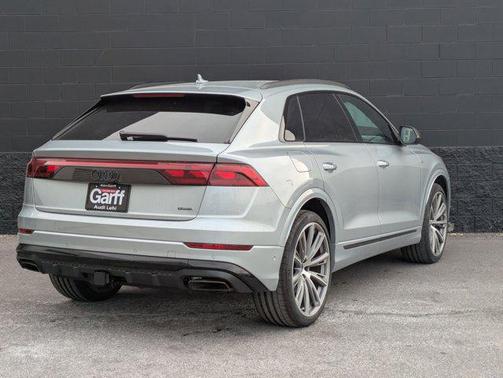 Satellite Silver Metallic 2026 Audi Q8 55 Prestige