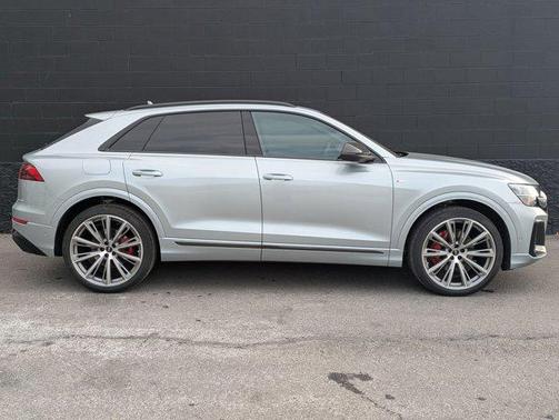Satellite Silver Metallic 2026 Audi Q8 55 Prestige