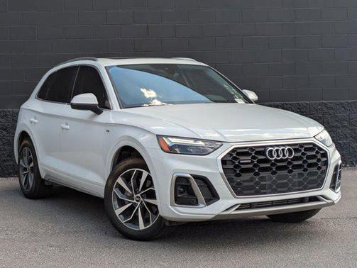 2022 Audi Q5 45 S line Premium