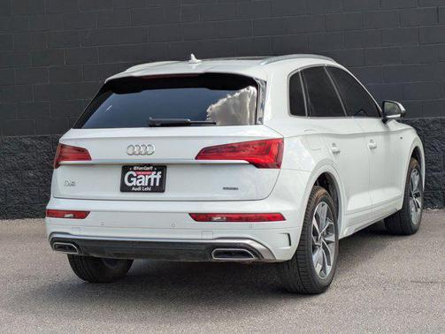 2022 Audi Q5 45 S line Premium