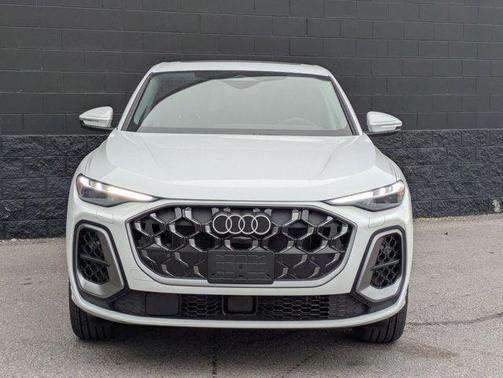 2025 Audi Q5 Premium Plus TFSI quattro S tronic