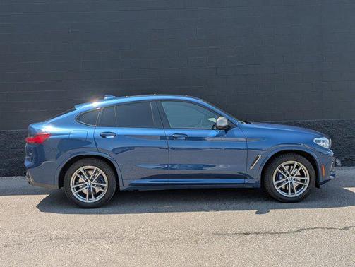 2021 BMW X4 M40i