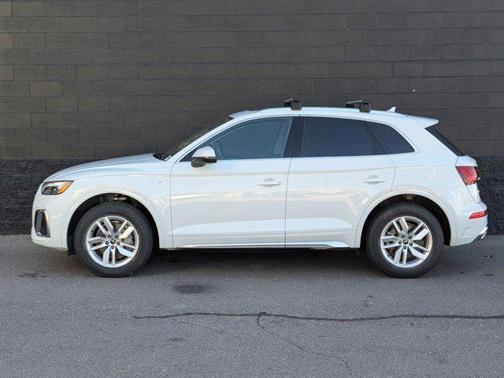 2023 Audi Q5 45 S line Premium