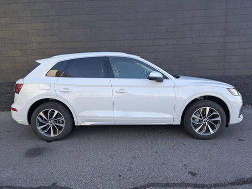 2025 Audi Q5 45 S line Premium Plus