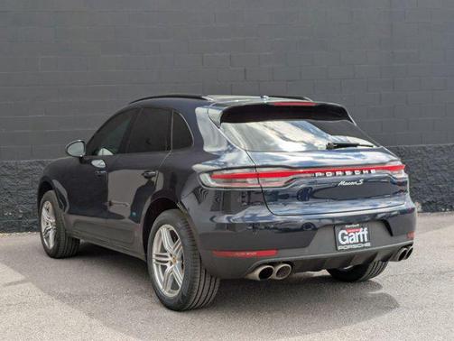 2021 Porsche Macan Base