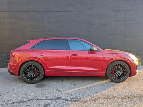 2026 Audi SQ8 4.0T Prestige