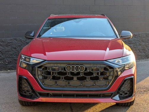 2026 Audi SQ8 4.0T Prestige