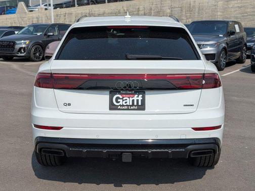 2025 Audi Q8 55 Premium Plus