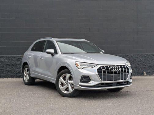 2022 Audi Q3 40 Premium Plus