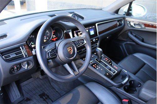 2023 Porsche Macan AWD