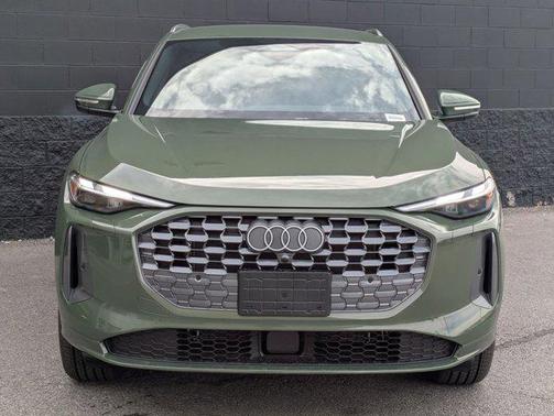 2025 Audi Q5 Premium