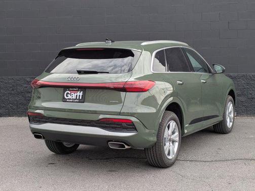 2025 Audi Q5 Premium