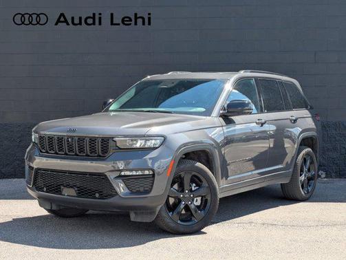 Baltic Gray Metallic Clearcoat 2024 Jeep Grand Cherokee Limited