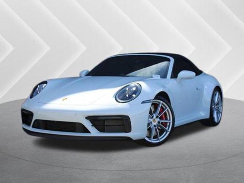 2022 Porsche 911 Carrera 4 GTS