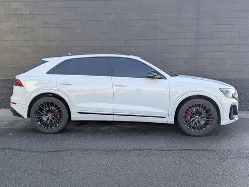 2024 Audi SQ8 4.0T Prestige