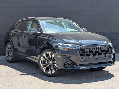Mythos Black Metallic 2026 Audi Q8 55 Premium Plus