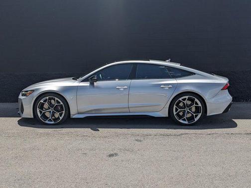 2025 Audi RS 7 4.0T Performance