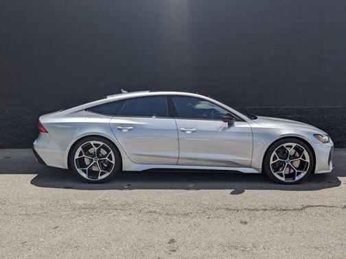 2025 Audi RS 7 4.0T Performance