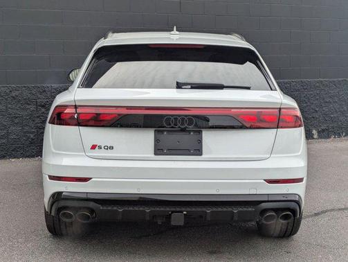 2026 Audi SQ8 4.0T Prestige