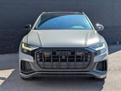 Mythos Black Metallic 2023 Audi SQ8 4.0T Premium Plus