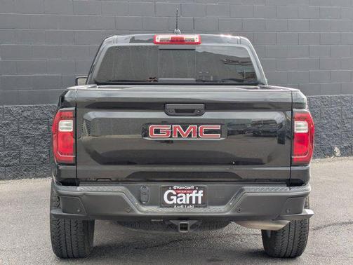 2023 GMC Canyon Denali