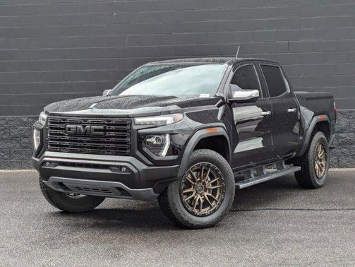 2023 GMC Canyon Denali