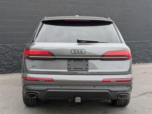 2026 Audi Q7 55 Premium