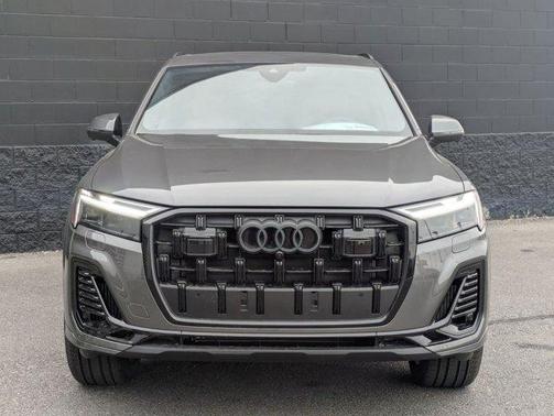 2026 Audi Q7 55 Premium