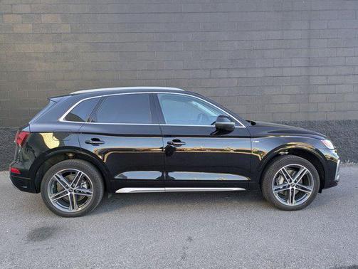 2024 Audi Q5 e 55 S line Premium Plus