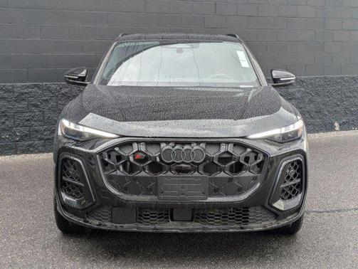 Mythos Black Metallic 2026 Audi SQ5 3.0T Premium Plus
