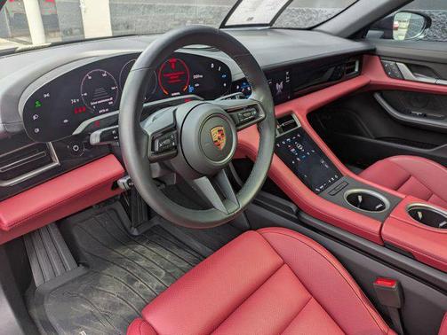 2024 Porsche Taycan 4S