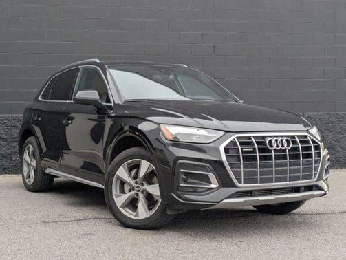 2023 Audi Q5 40 Premium