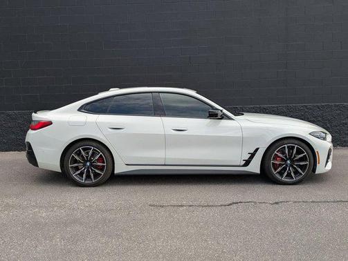 2024 BMW M440 i