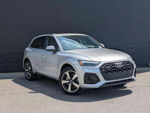 2023 Audi Q5 45 S line Prestige