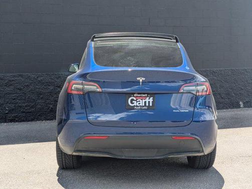 2021 Tesla Model Y Long Range Dual Motor All-Wheel Drive