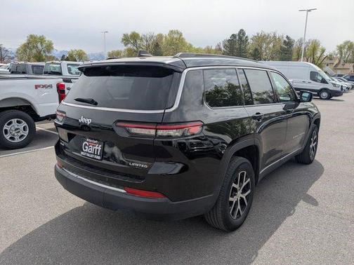 Diamond Black Crystal Pearlcoat 2024 Jeep Grand Cherokee L Limited