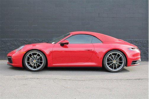 2020 Porsche 911 Carrera 4S Cabriolet
