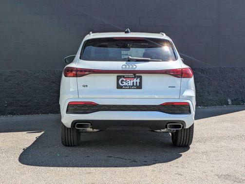 2025 Audi Q5 Premium